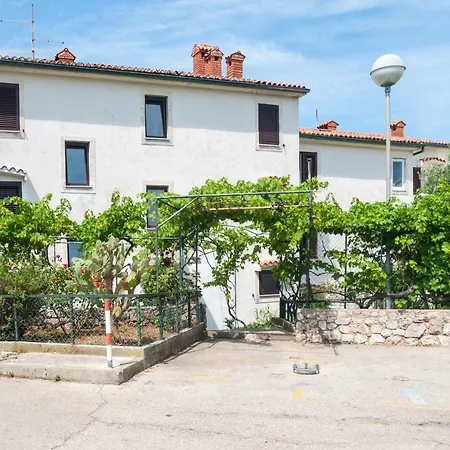 Sabljak Apartment *