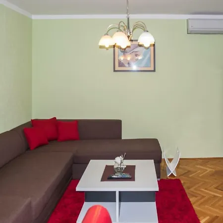 Sabljak Appartement *